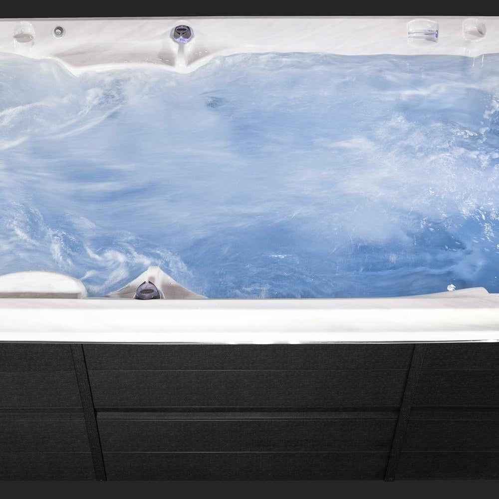 Jacuzzi J-14 PowerPro® | Lüks Yüzme Havuzu ve Spa Deneyimi