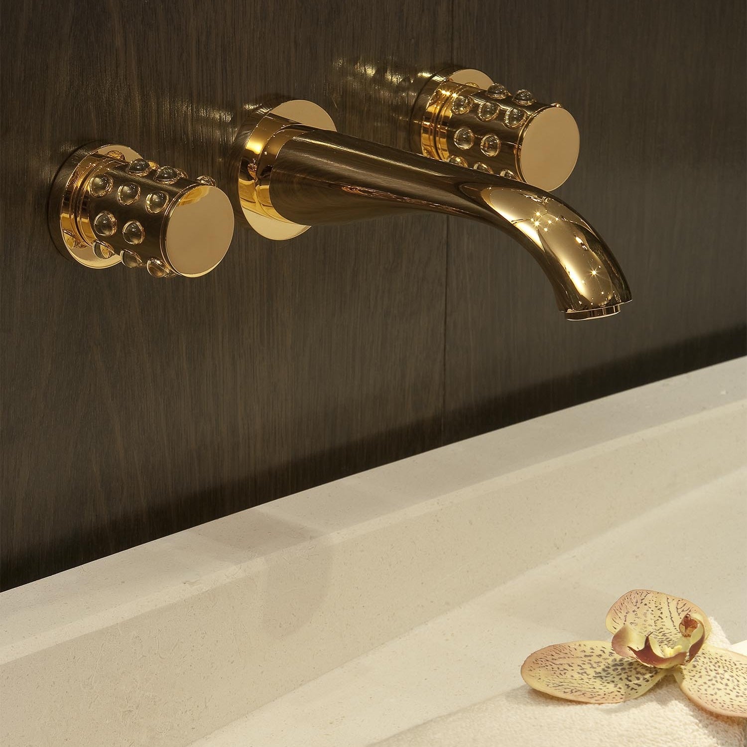 THG Paris Mossi: Doğanın Formunu Taşıyan Lüks Banyo Armatürü