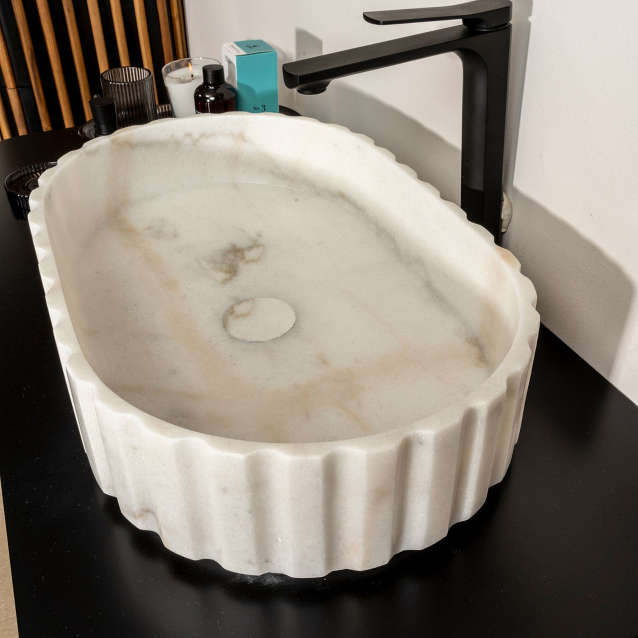 Cipì Moon White Mermer Lavabo Koleksiyonu | Doğal Taşın Zarafeti