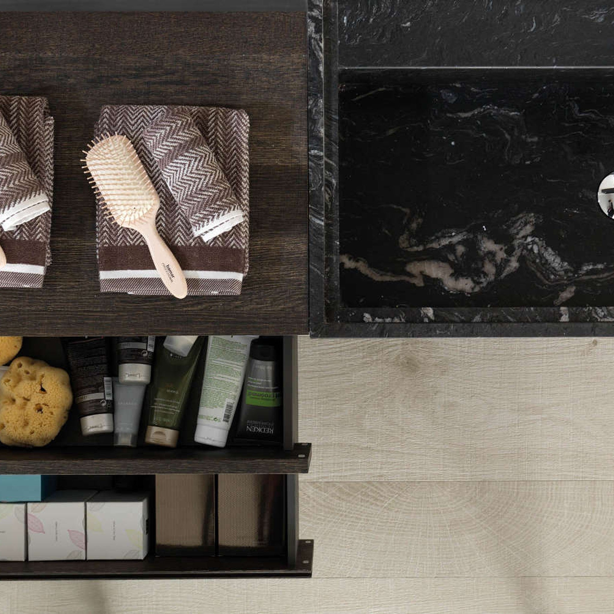 GAMA Decor Icon: Doğal Meşe Kaplama Banyo Mobilyası