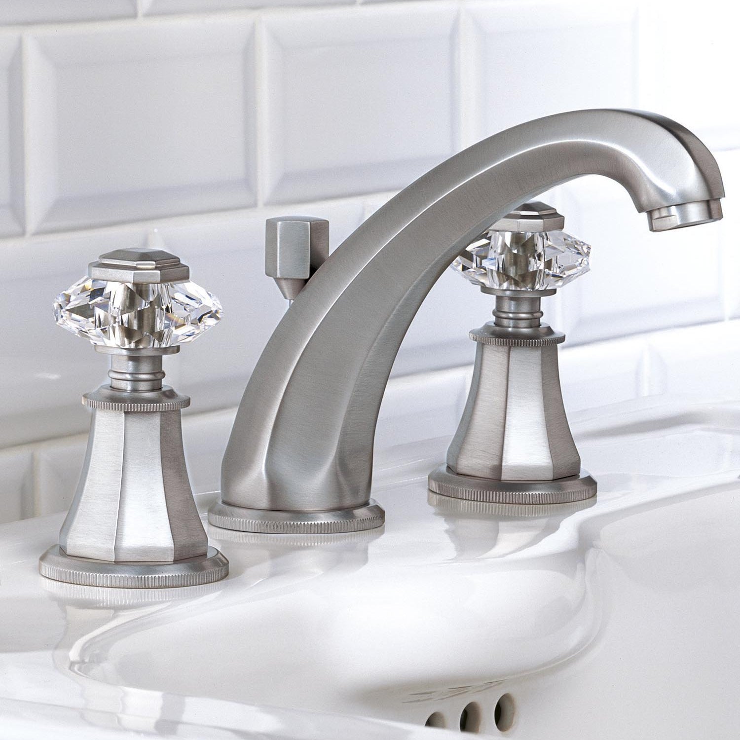 THG Paris Tradition Crystal: Art Deco İlhamlı Lüks Banyo Armatürü