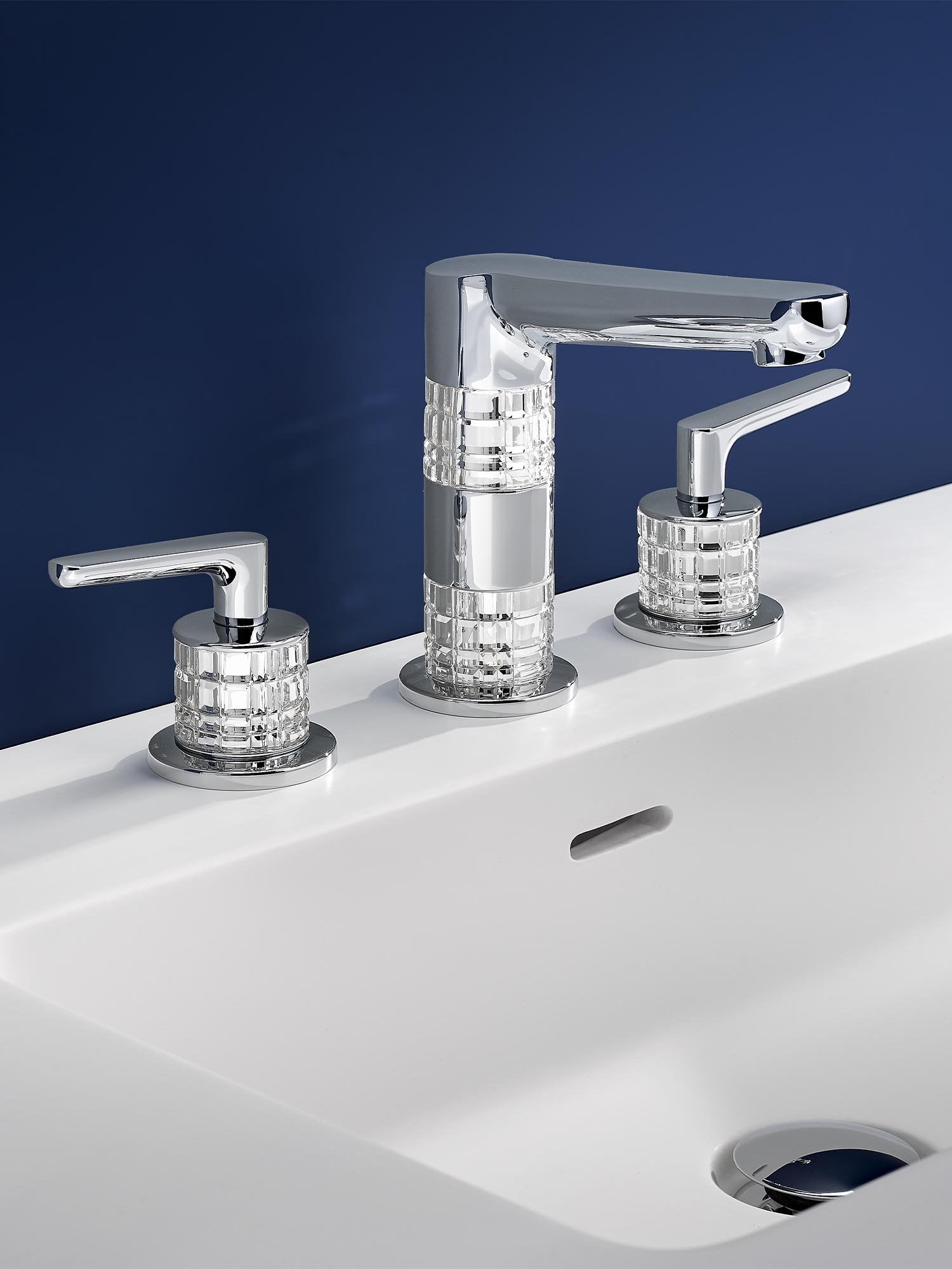 THG Paris System Crystal: Kişiselleştirilebilir Lüks Banyo Armatürü