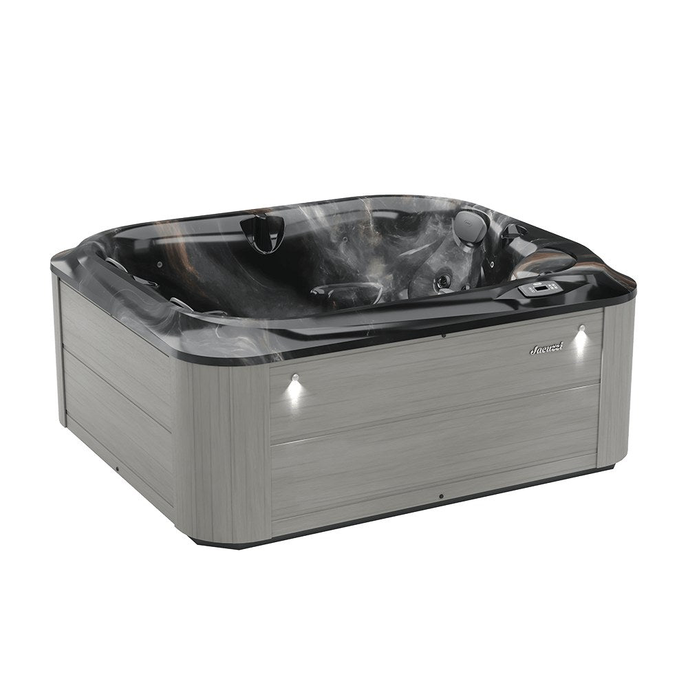Jacuzzi J-215™ Lüks Jakuzi | Kompakt Alanda Sınırsız Konfor