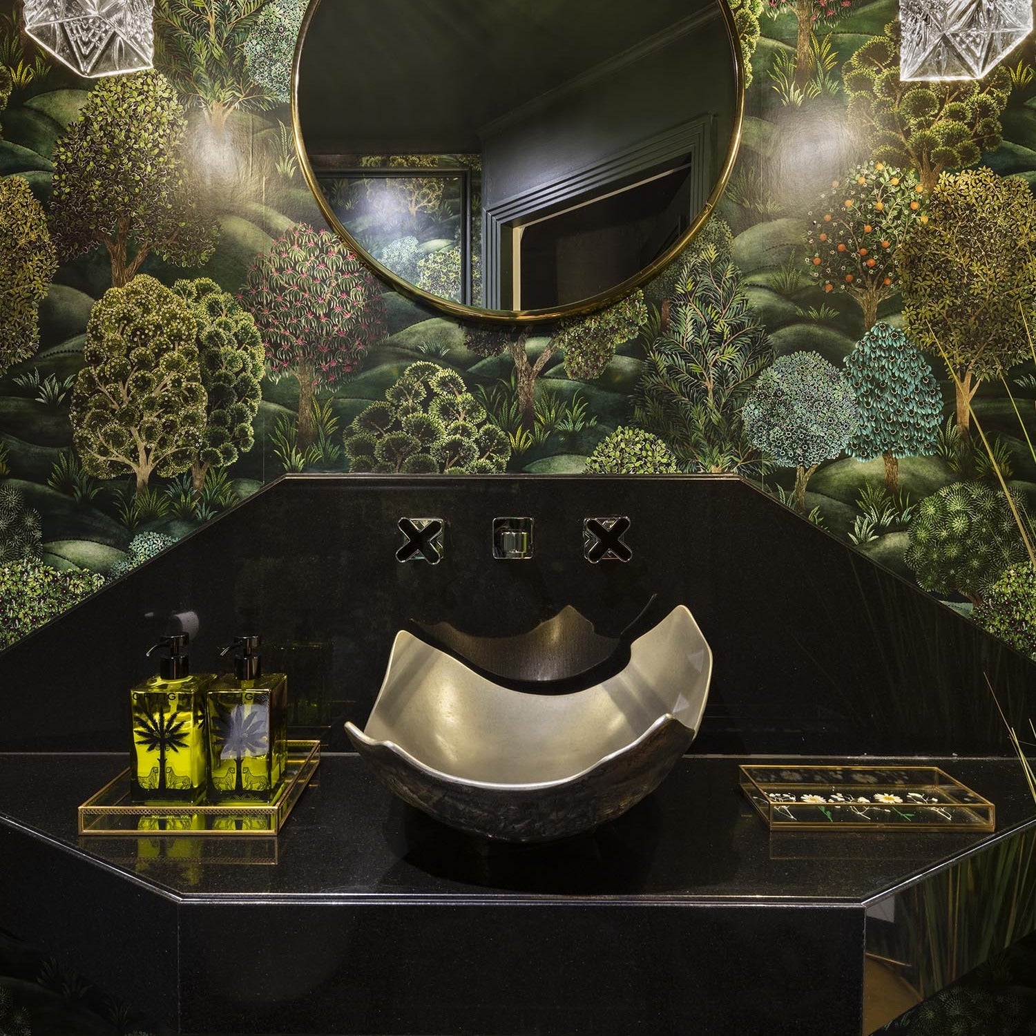 THG Paris Profil Black Onyx Lüks Armatür Koleksiyonu