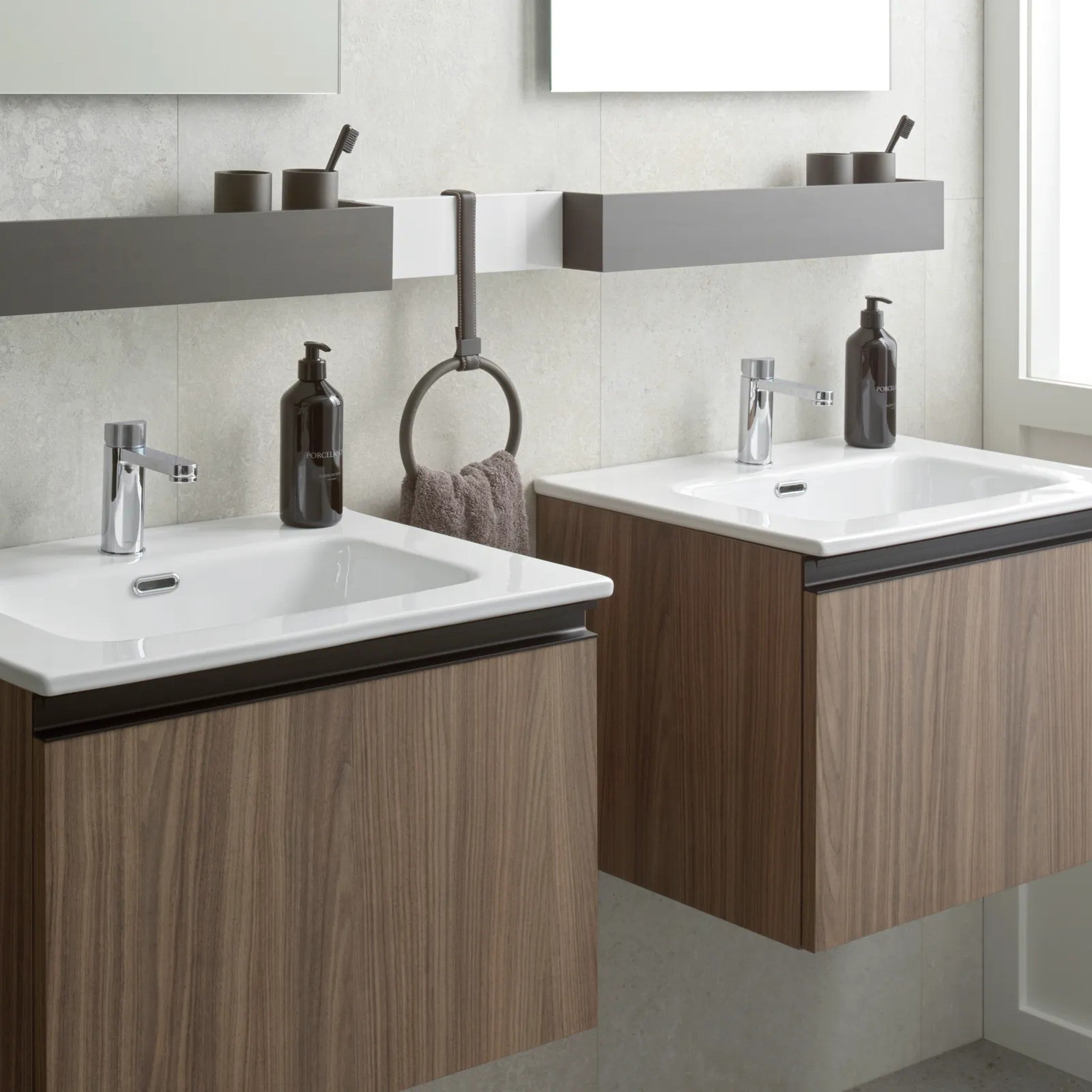 GAMA Decor Mega Banyo Mobilyası: Saf Çizgiler, Geniş Hacim