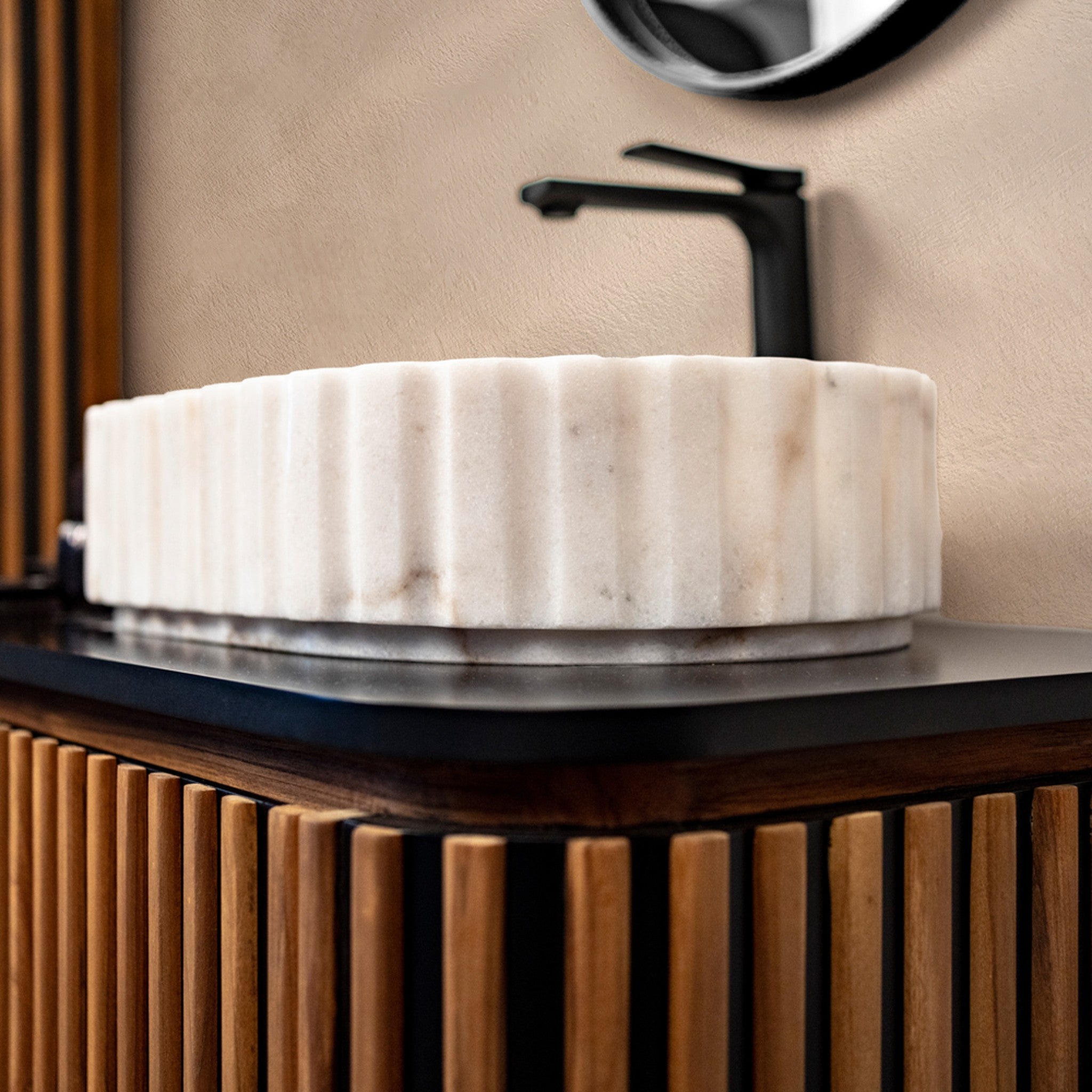 Cipì Moon White Mermer Lavabo Koleksiyonu | Doğal Taşın Zarafeti