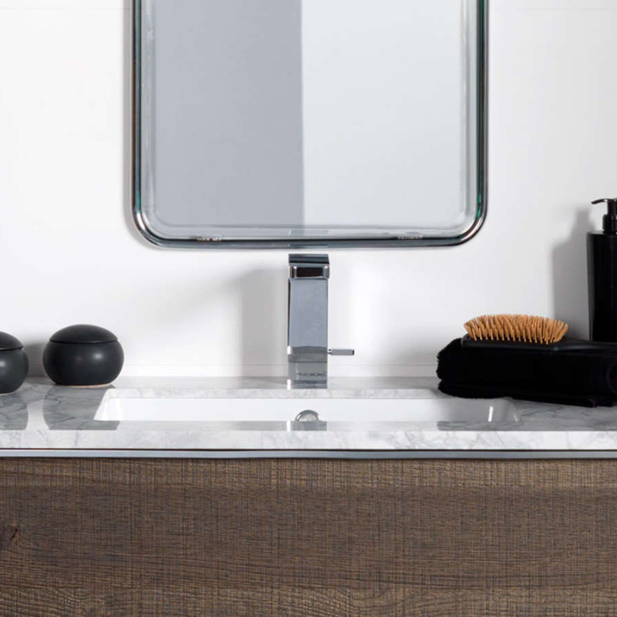 GAMA Decor Century Banyo Mobilyası | Oymalı Meşe Kaplama