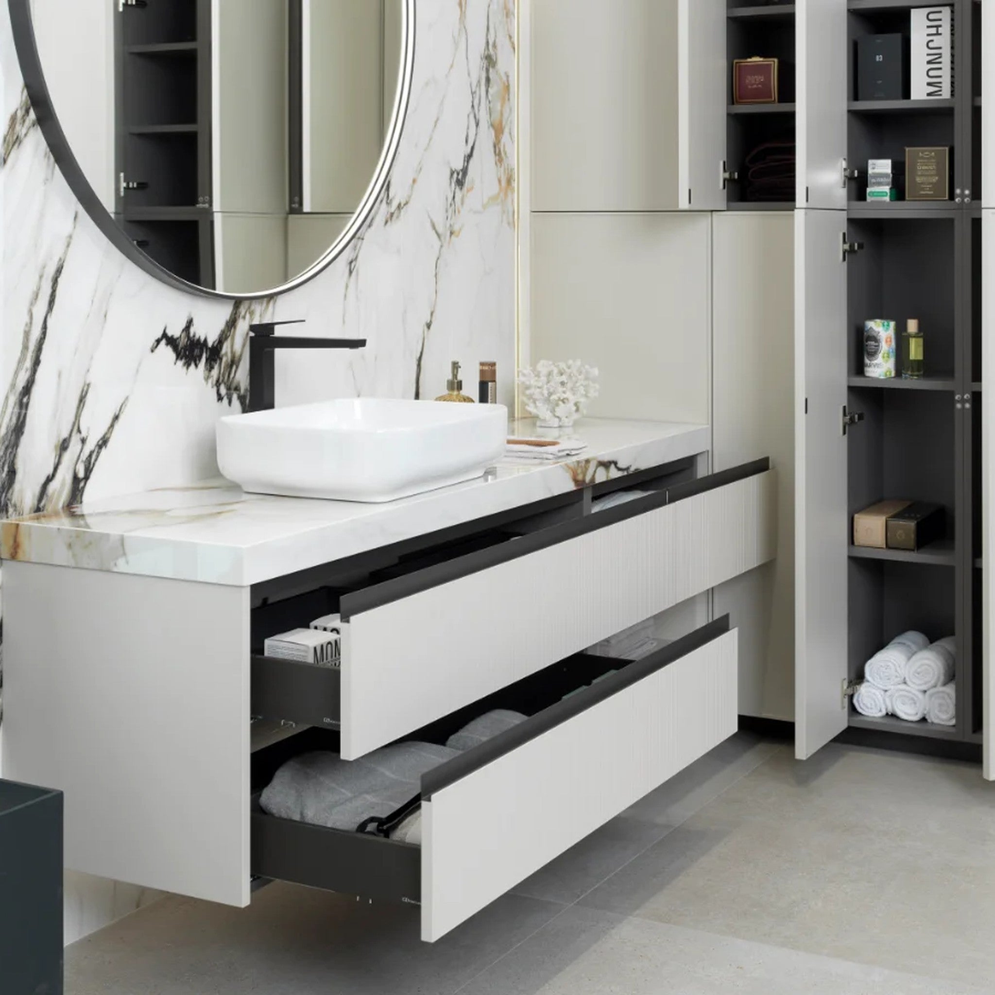 GAMA Decor Onda Borax: Oluklu Cepheli Banyo Mobilyası