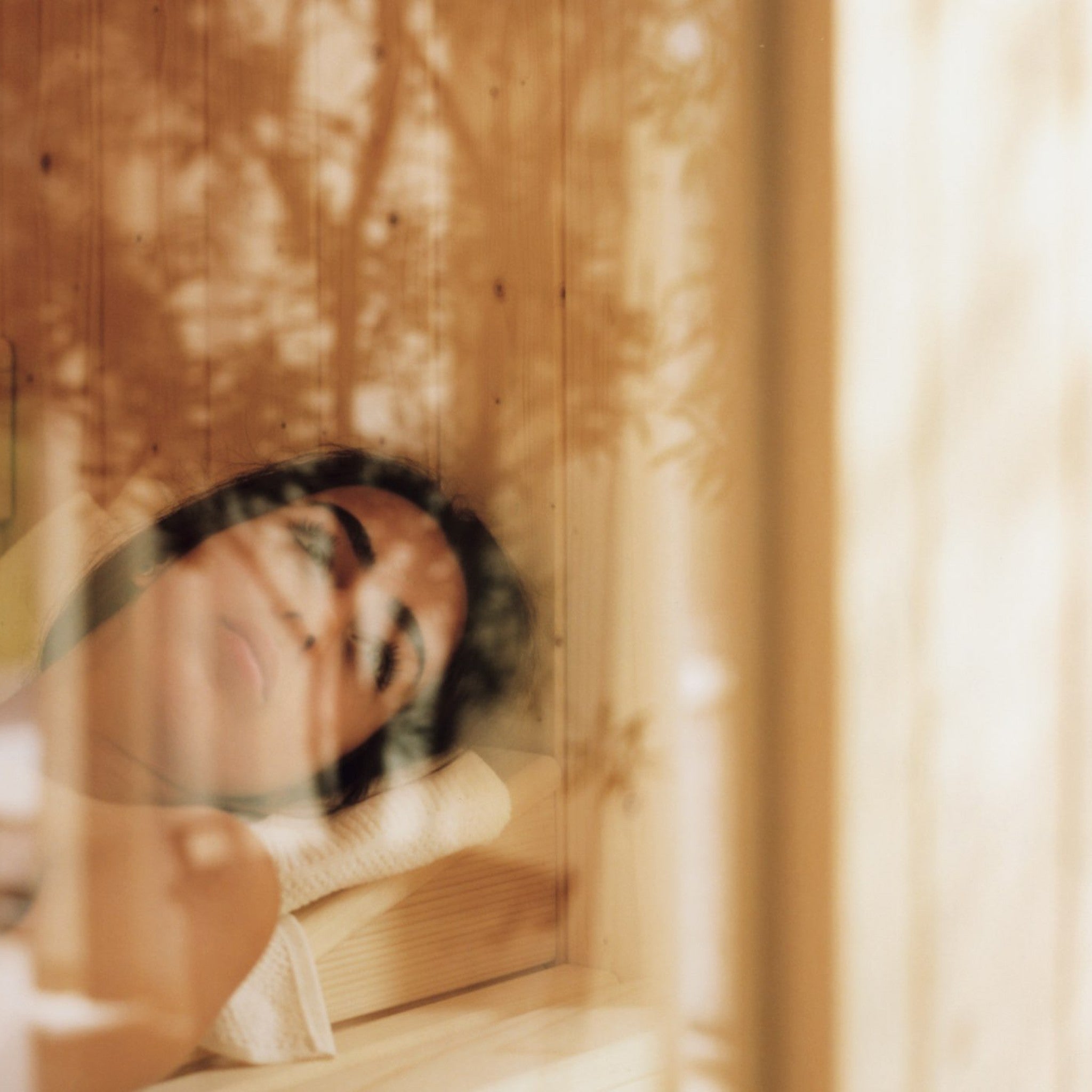 Effe Auki Sauna: Cam ve Ahşabın Lüks Buluşması