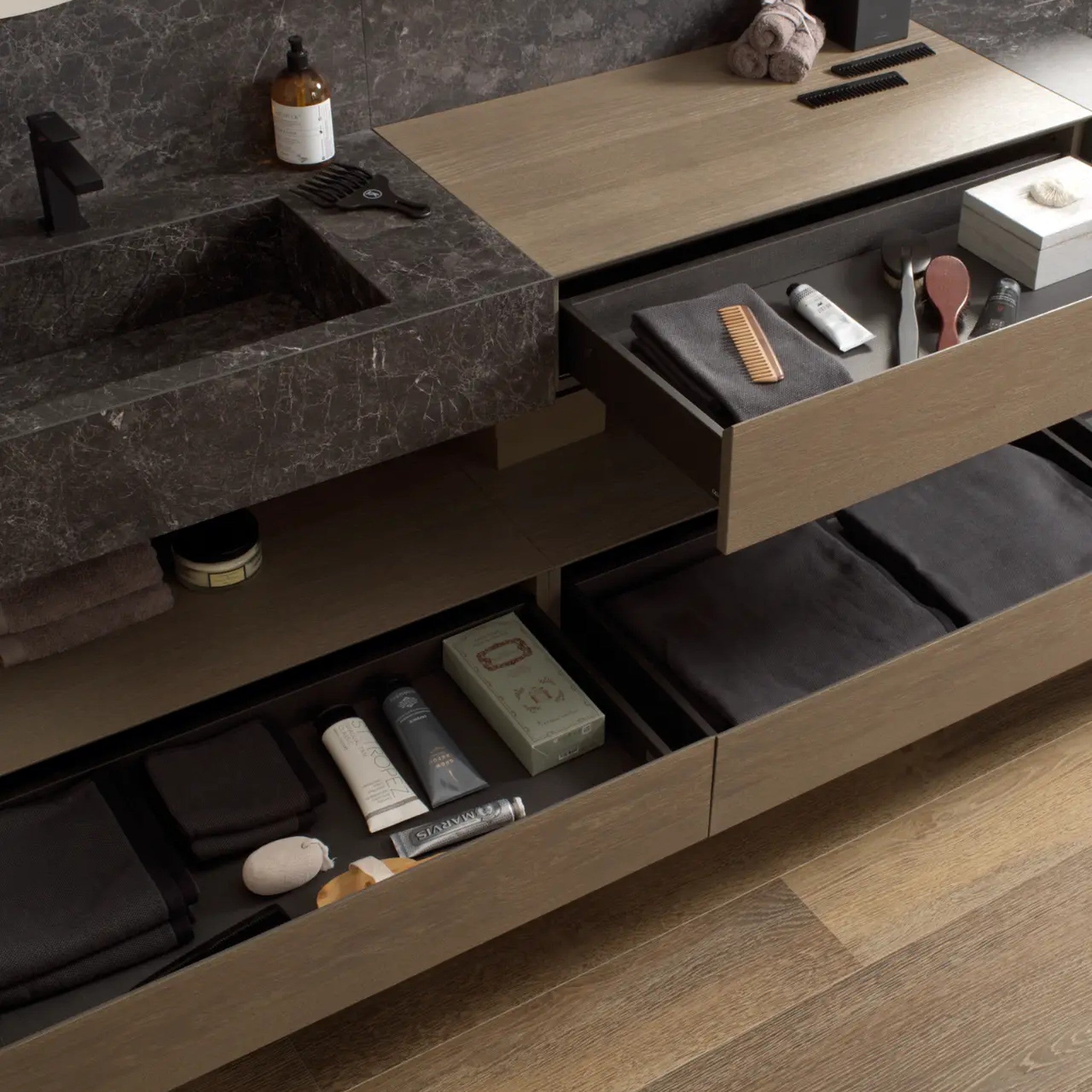 GAMA Decor Vertice: Konfigüre Edilebilir Banyo Mobilyası Koleksiyonu