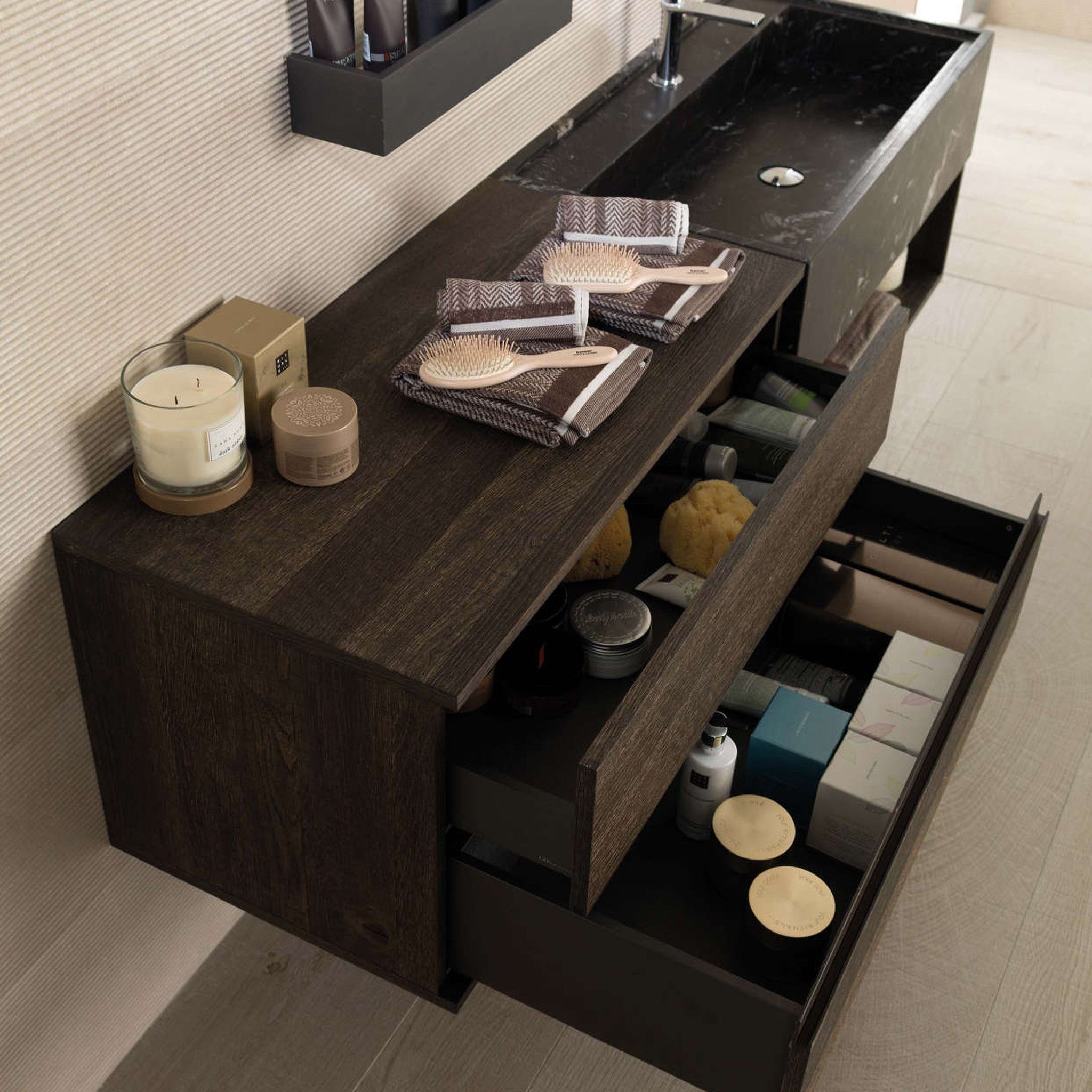 GAMA Decor Icon: Doğal Meşe Kaplama Banyo Mobilyası
