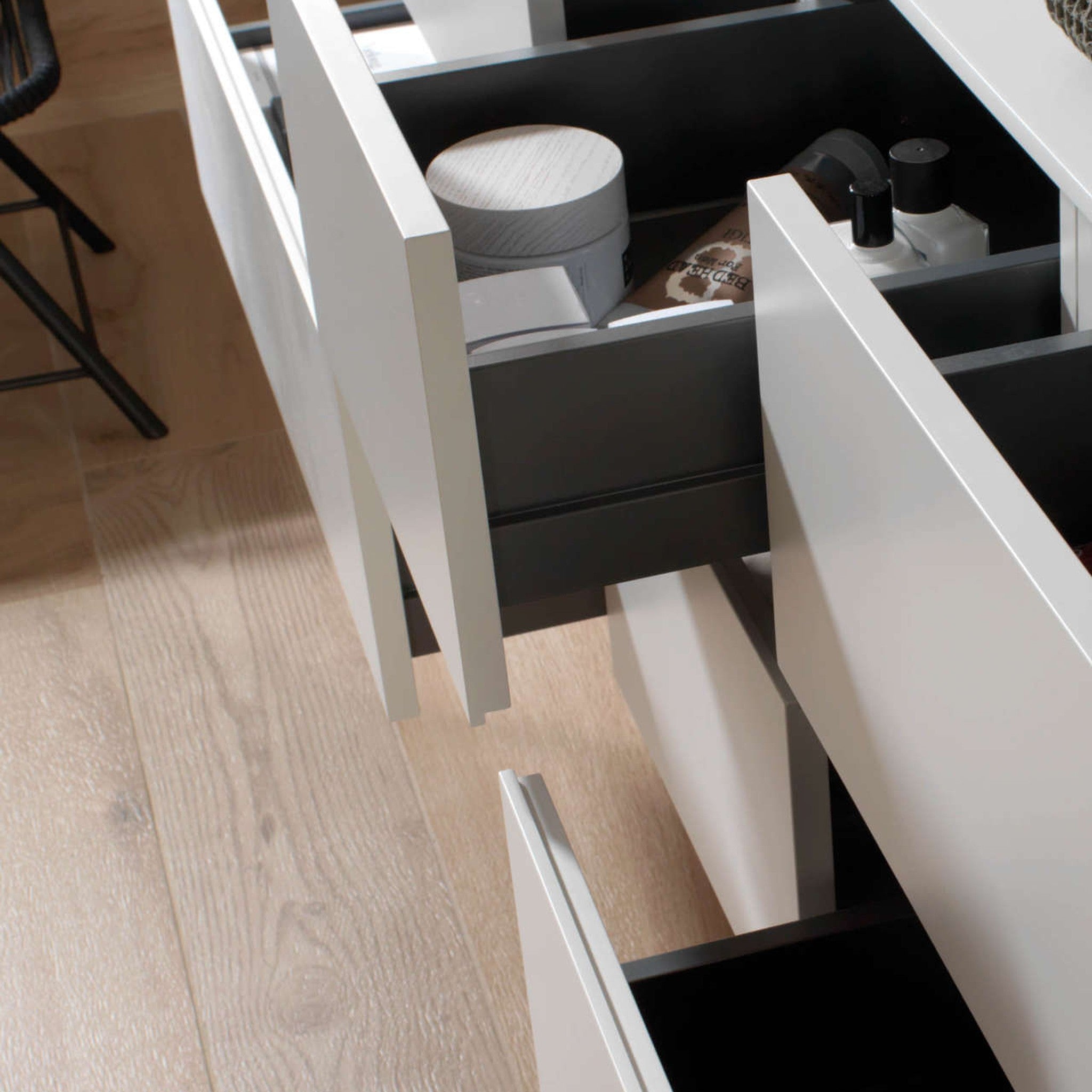 GAMA Decor Up: İnce Hatlarla Tanımlanan Lüks Banyo Mobilyası