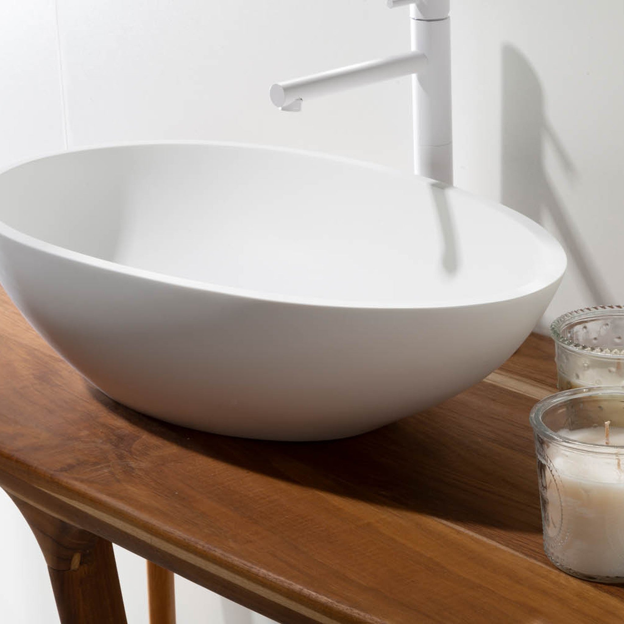 Cipì Uovo Lavabo Koleksiyonu: Solid Surface ile Saf Form