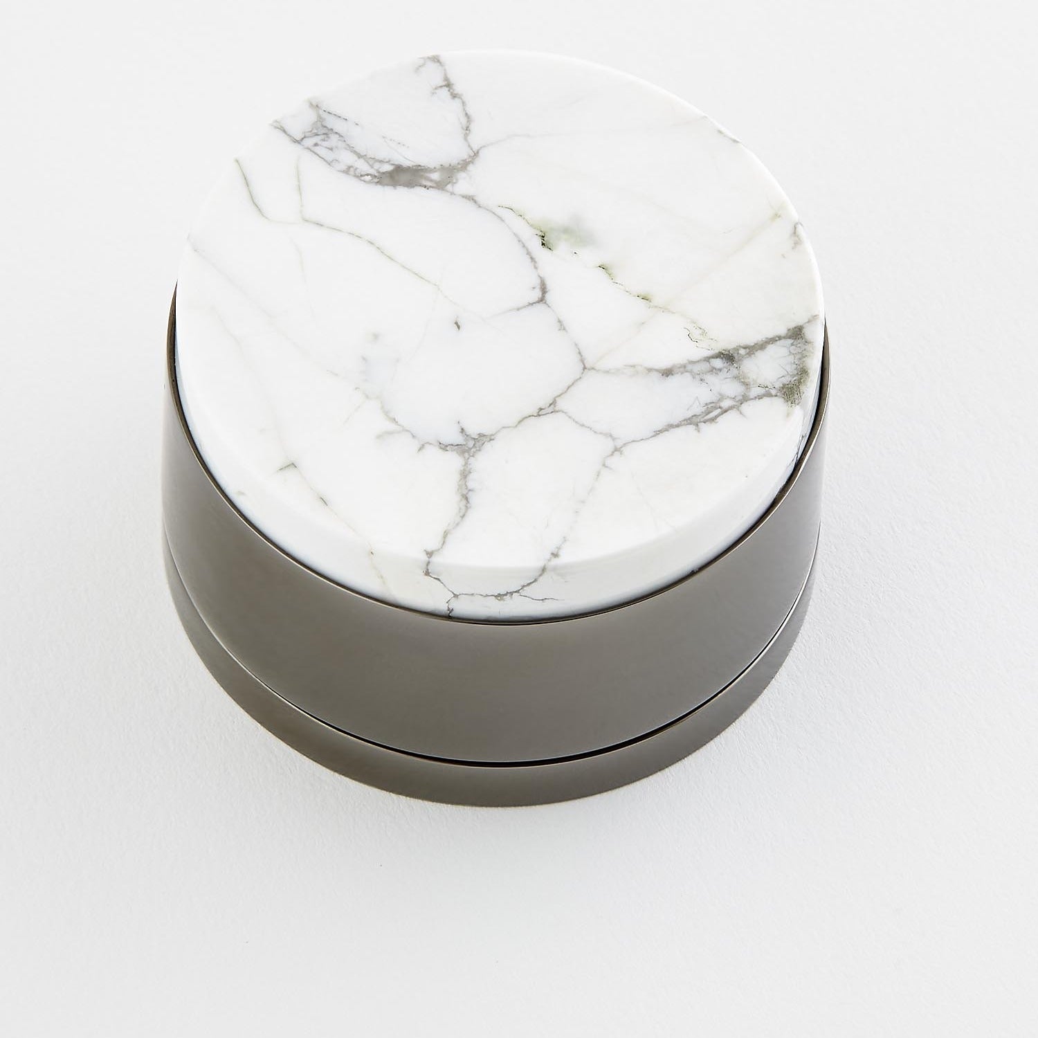THG Paris Yoko Howlite: Mermer Dokunuşlu Lüks Banyo Armatürü
